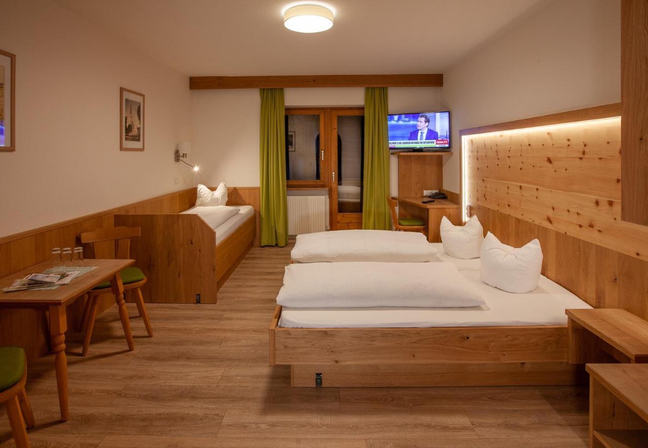 Landgasthof Jagerwirt Volders Extérieur photo